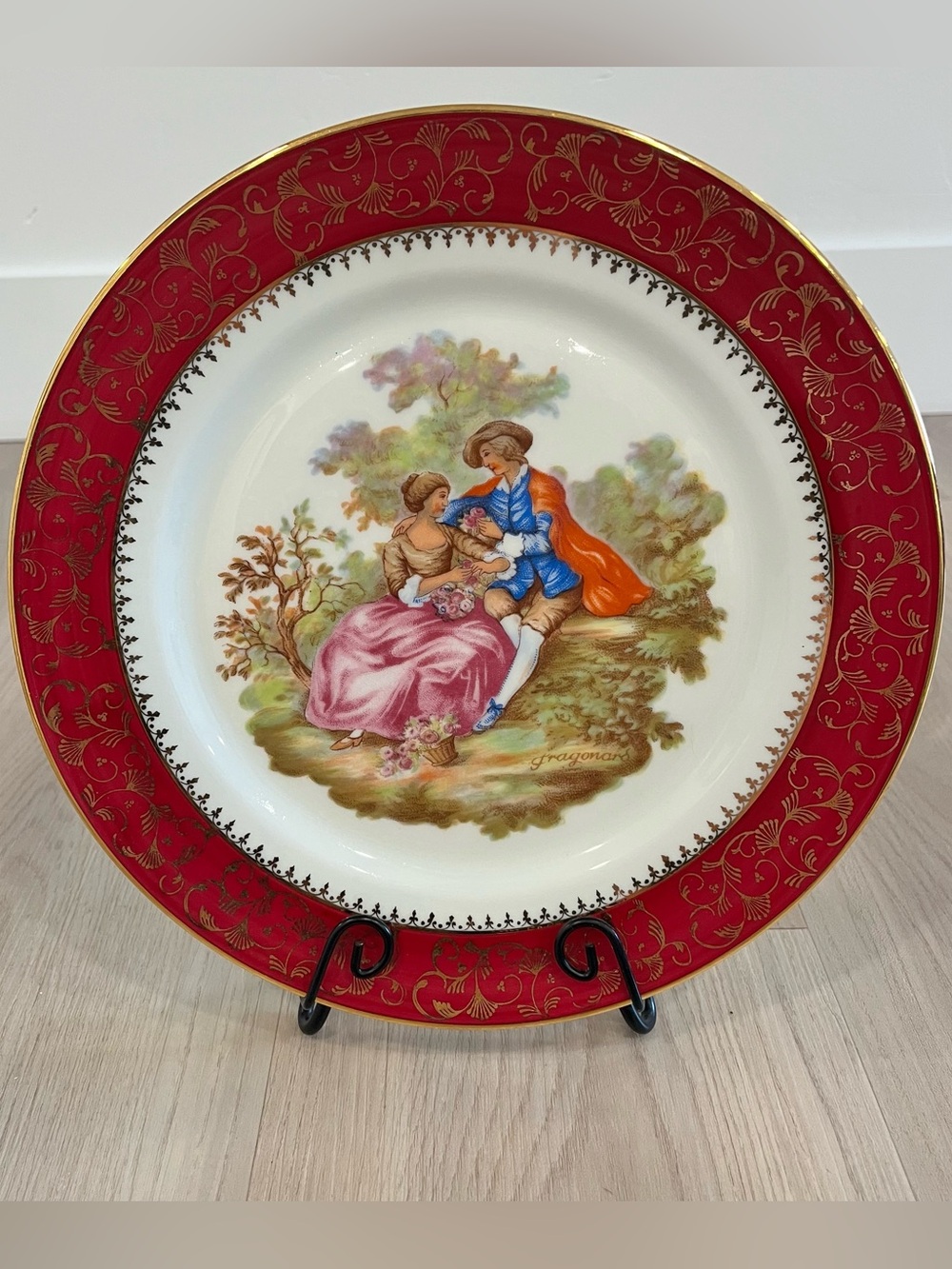 Bardet Limoges France Fragonard Romantic Couple Porcelain Plate Red/Gold 10in